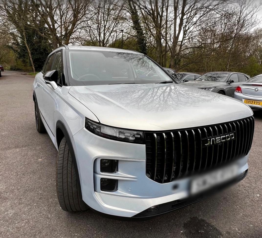 White Jaecoo SUV fully restored after collision repair